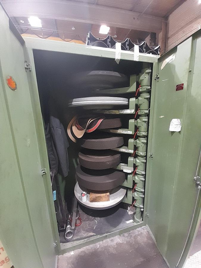 Gebraucht CNC Roll Turning and Grinding Machine