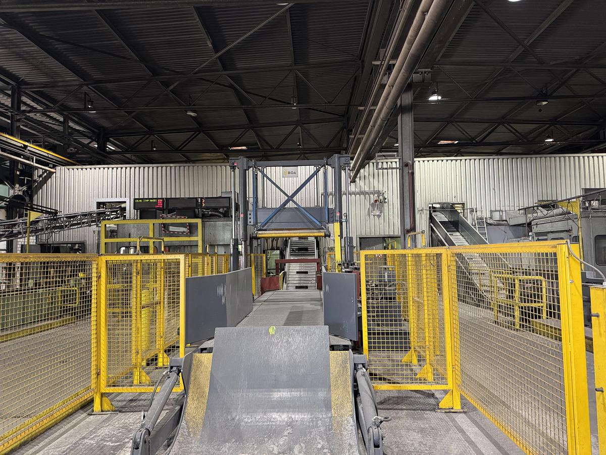 Gebraucht Complete Plant Machinery & Equipment Sale: Kabel Premium Pulp & Paper (Germany)