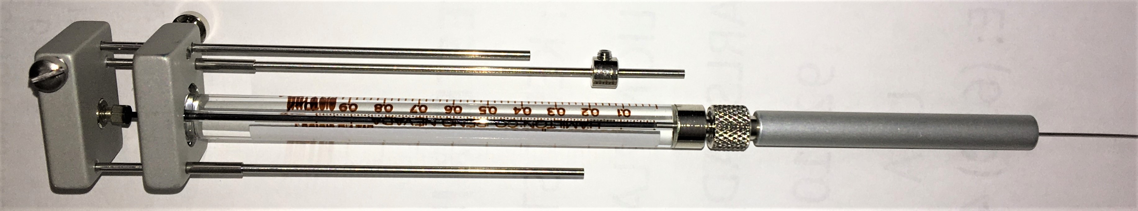 New Open Box Hamilton 80104 Microliter #7001N Injection Syringe with Chaney Adapter - 1 μL