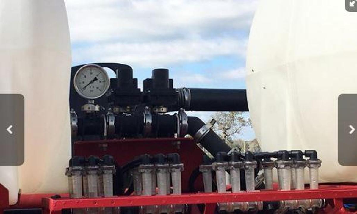 Used 2003 Case IH 1200