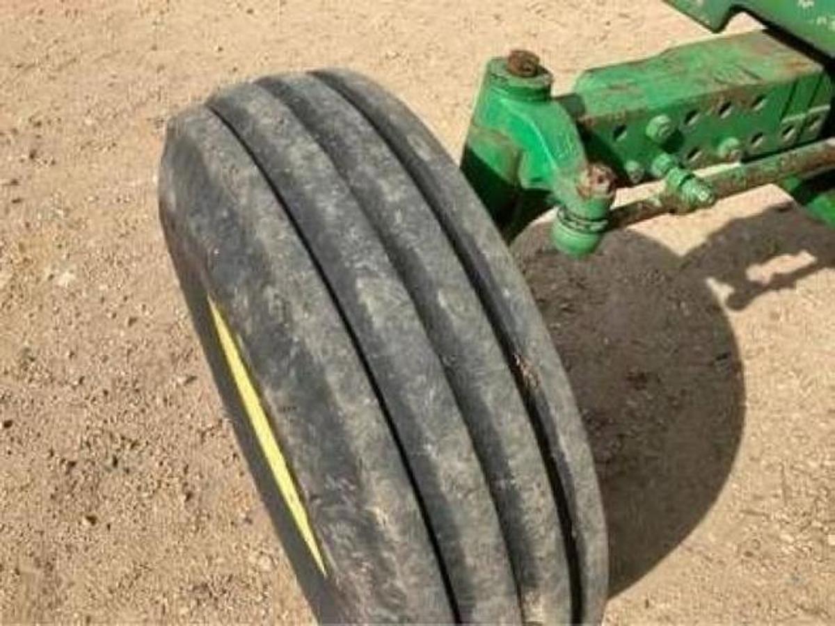 Used 1978 John Deere 2840D