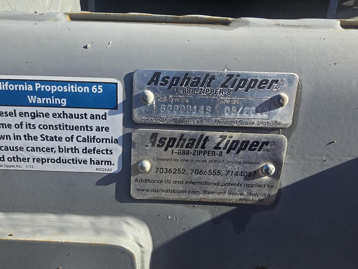 Used 2012 Asphalt Zipper Planter AZ600B