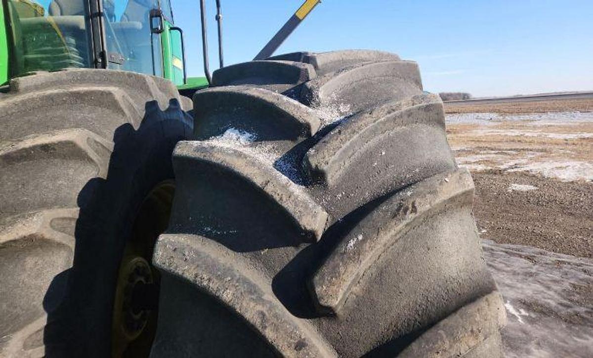 Used 2010 JOHN DEERE 9430