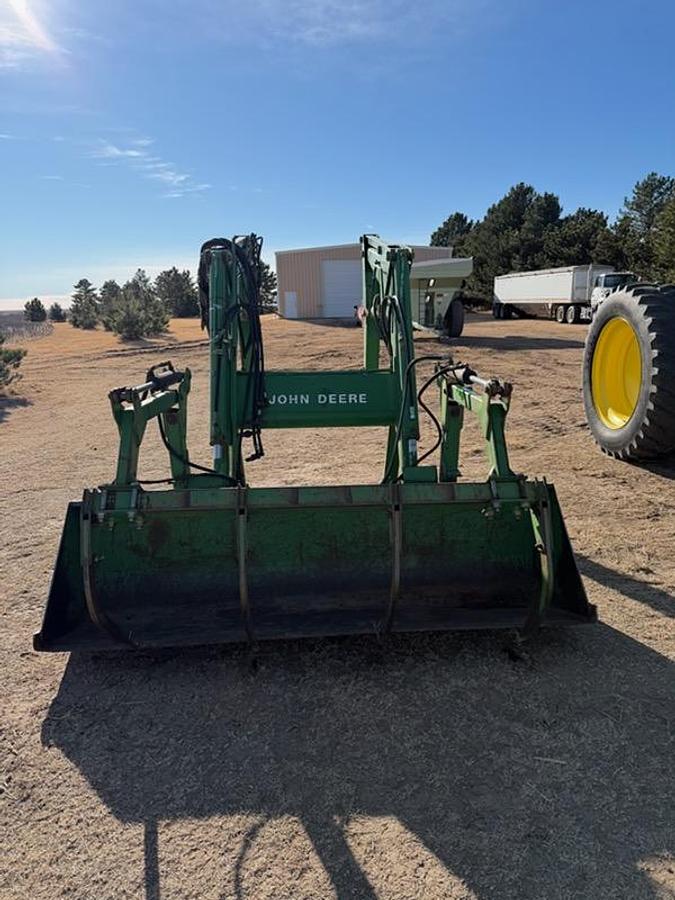 Used John Deere 280 Front End Loader