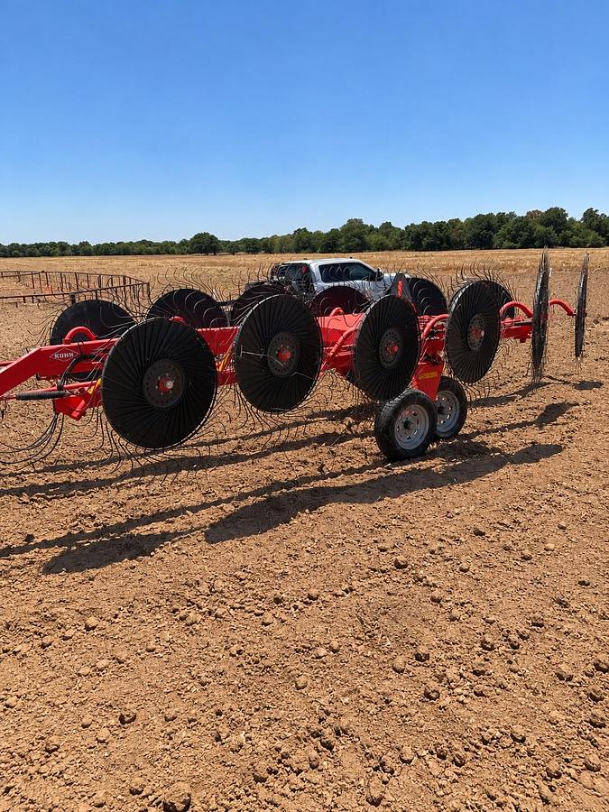 Used Kuhn 12 Wheel Hay Rake — 2 Extra Wheels