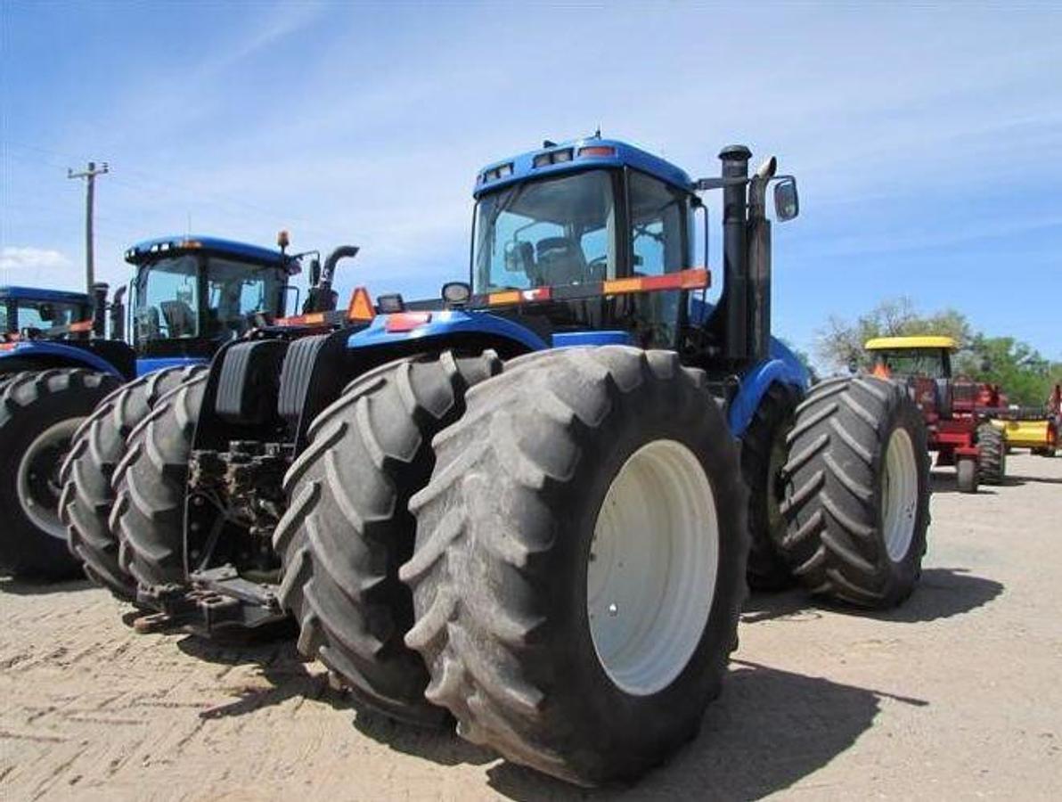 Used 2006 NEW HOLLAND TJ480