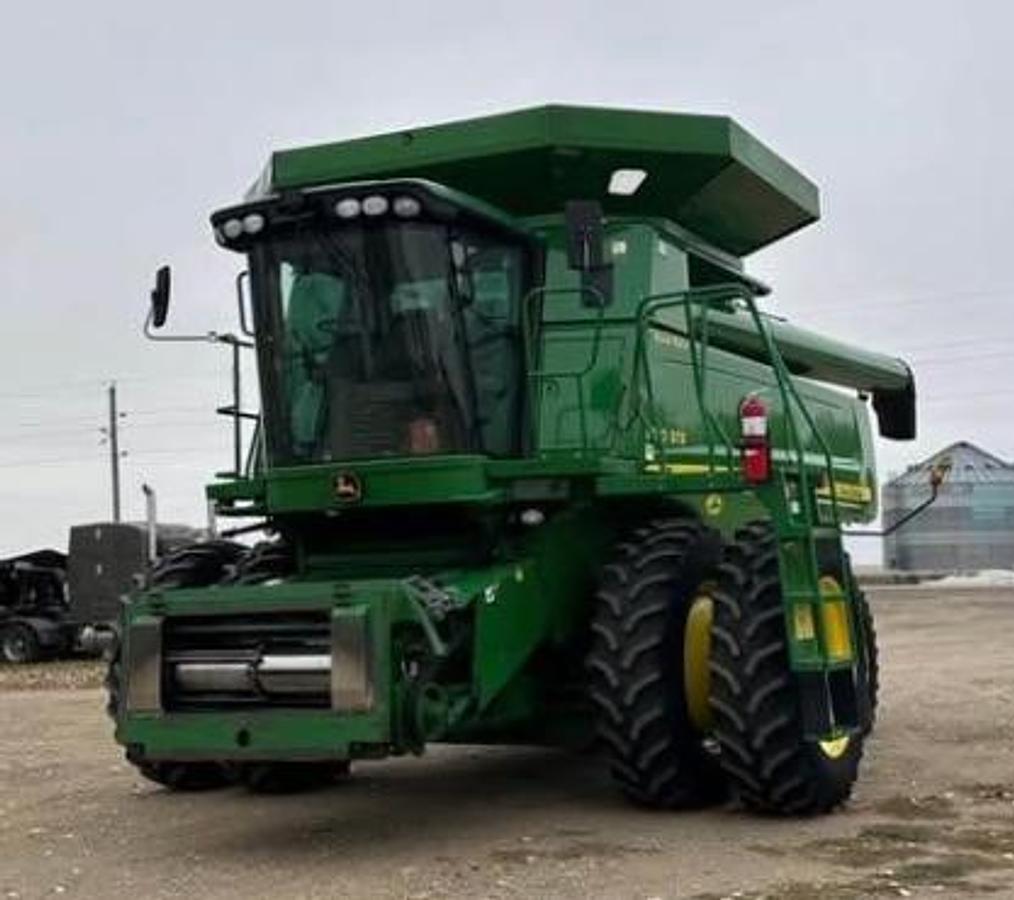 Used 2008 JOHN DEERE 9870 STS