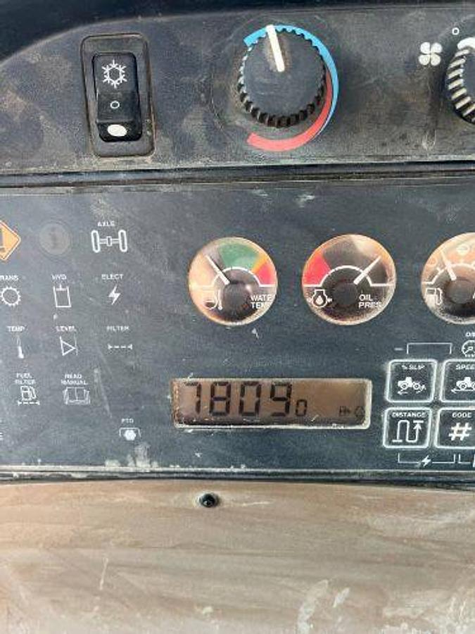 Used 1998 JOHN DEERE 9300