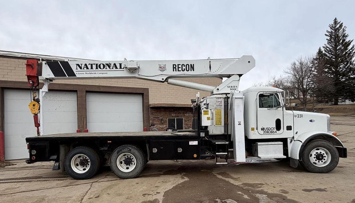 Used 2002 National 800c Mounted On 2002 Peterbilt 357