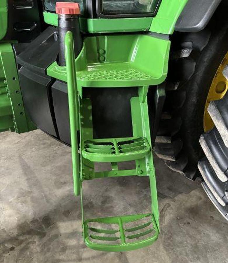 Used 2002 John Deere 8320