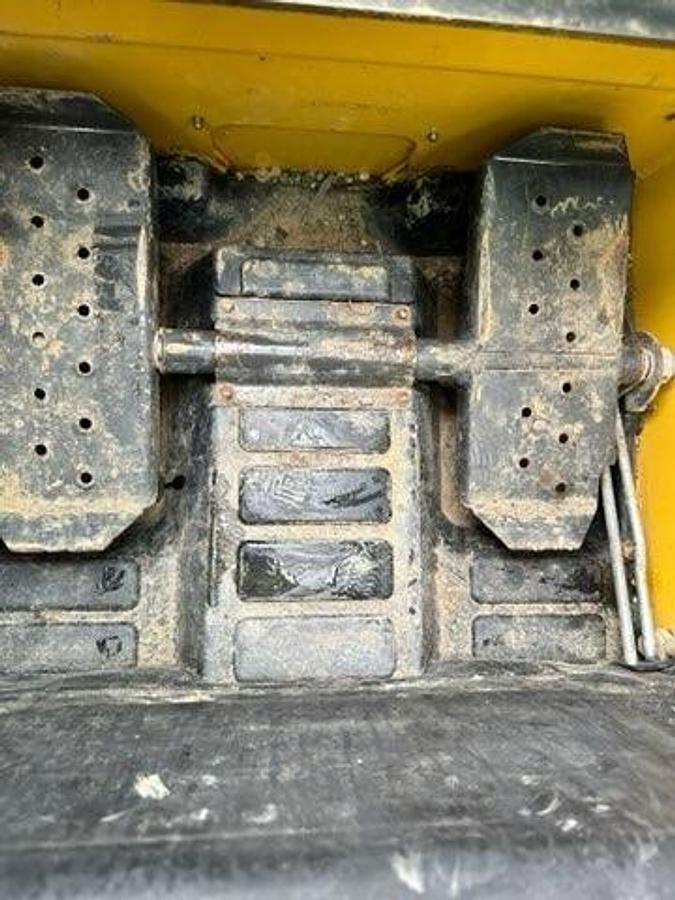 Used 2014 New Holland L225