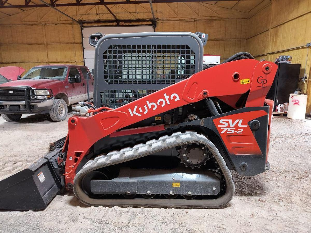 Used 2022 Kubota SVL752 Skid Steer