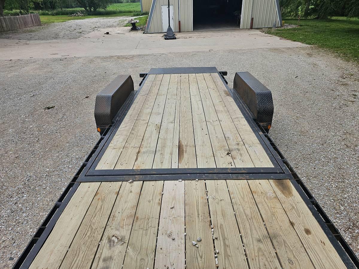 Used 2018 Bobcat S650 w/ Pj Tilt Trailer