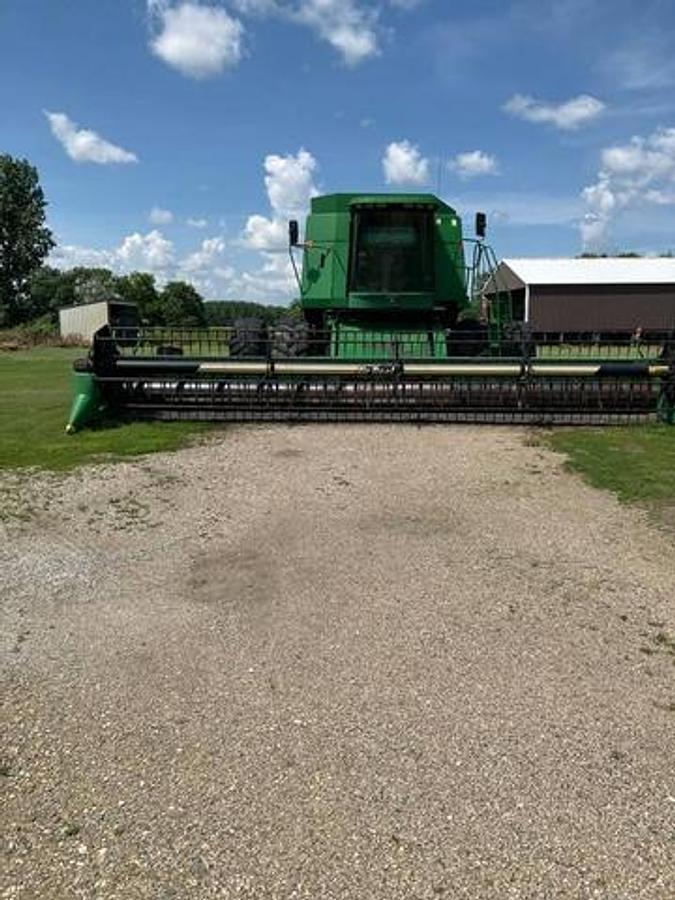 Used 1994 John Deere 9600 Combine
