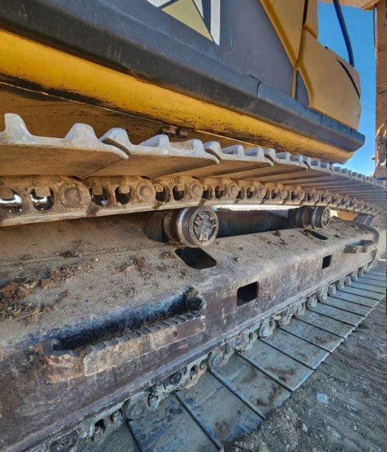 Used 2009 Caterpillar 325dl