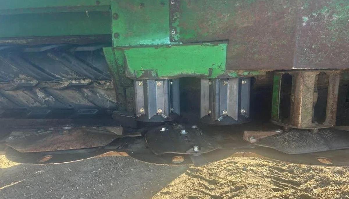 Used 2010 John Deere R450