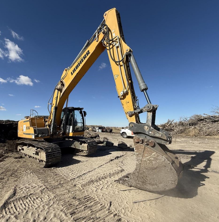 2015 Liebherr R936 Lc