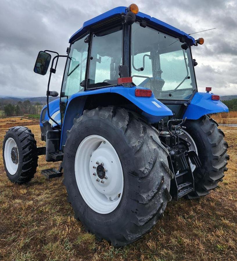 Used 2011 New Holland T5060