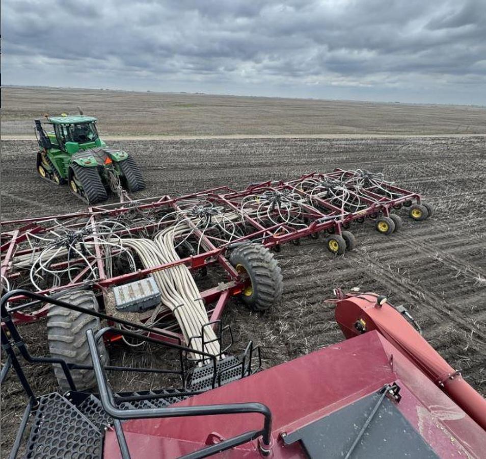 Used 2013 Seed Hawk 8412