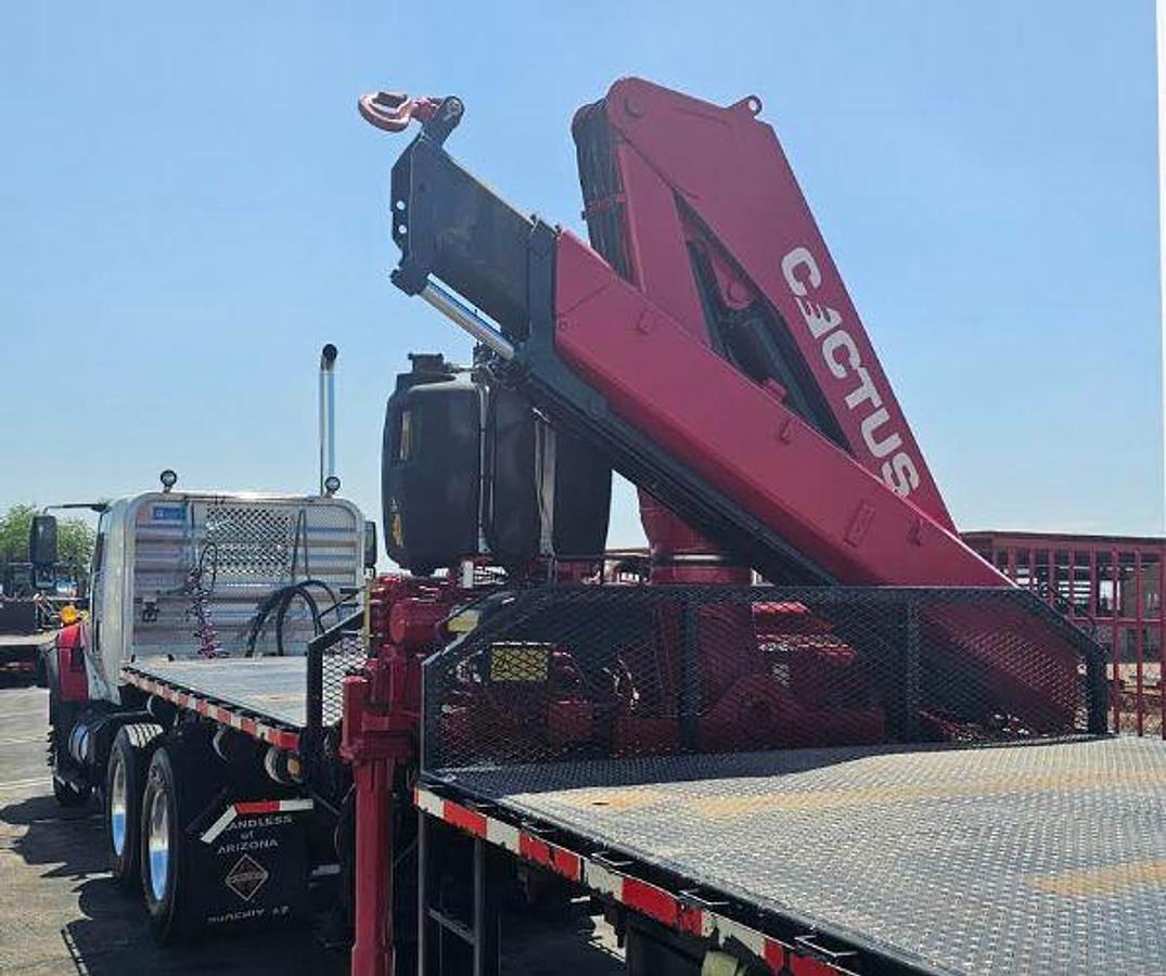 Used 2007 Fassi F190A.22 Mounted on a 2007 International Workstar 7600