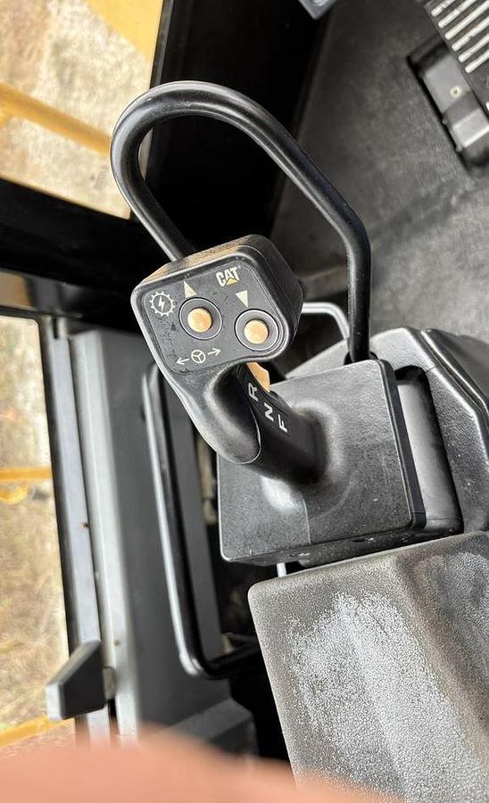 Used 2011 CATERPILLAR 988H Wheel Loader