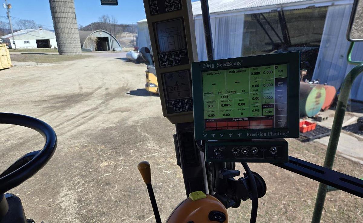 Used 2005 John Deere 9560 STS