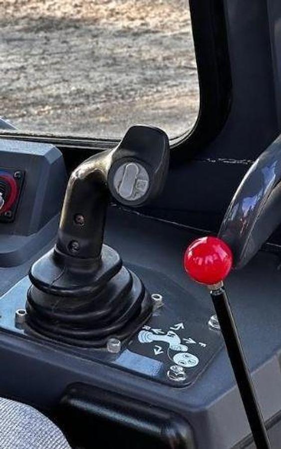 Used 2016 JOHN DEERE 650K LGP