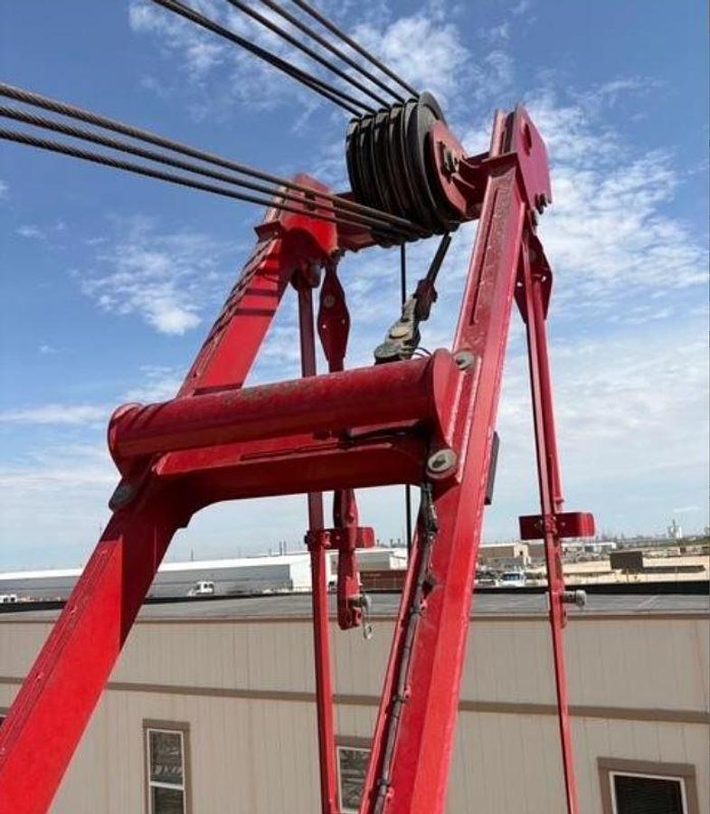 Used 2024 Manitowoc MLC100-1