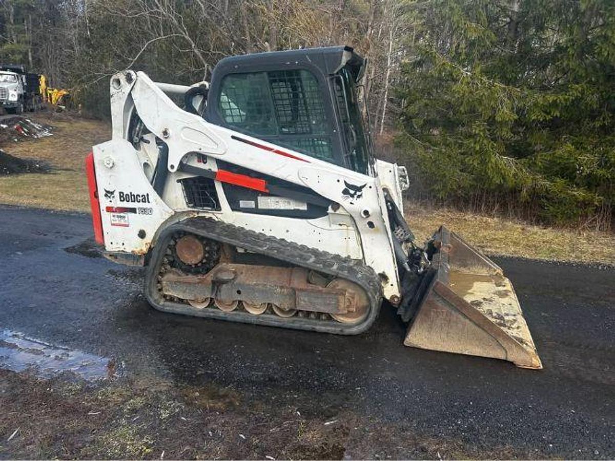 Used 2016 BOBCAT T590