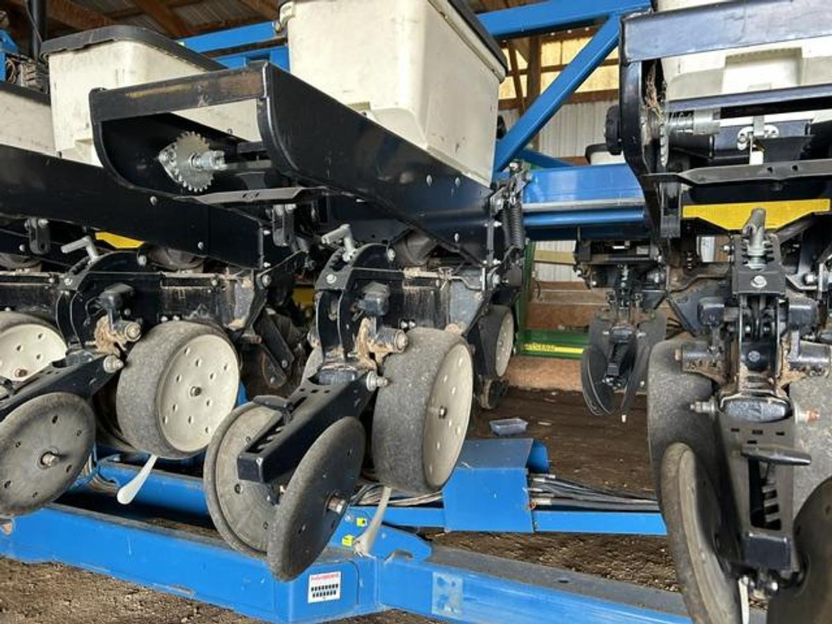 Used 2006 Kinzie 3600