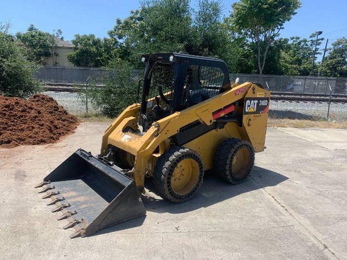 Used 2016 CATERPILLAR 246D Skid Steer Loader