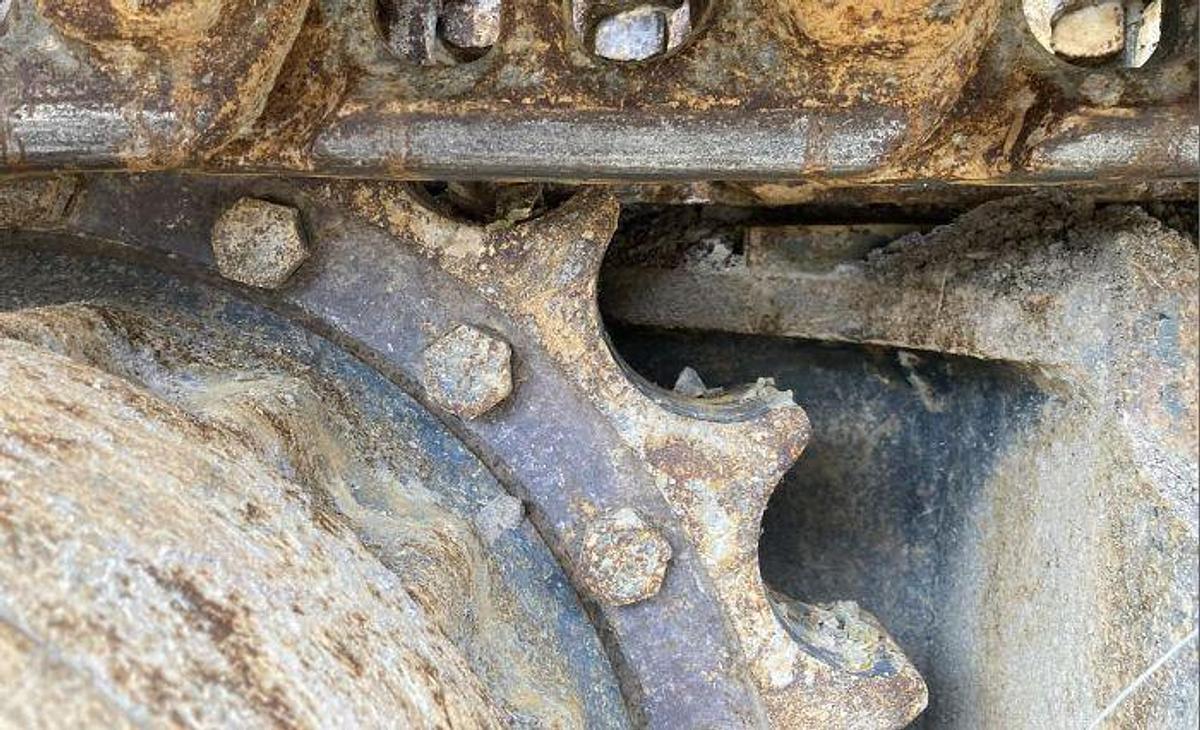 Used 2017 KOMATSU PC240 LC 11