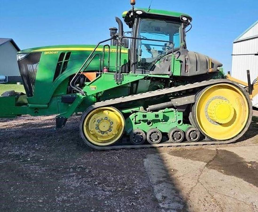Used 2015 JOHN DEERE 9520RT Tractor