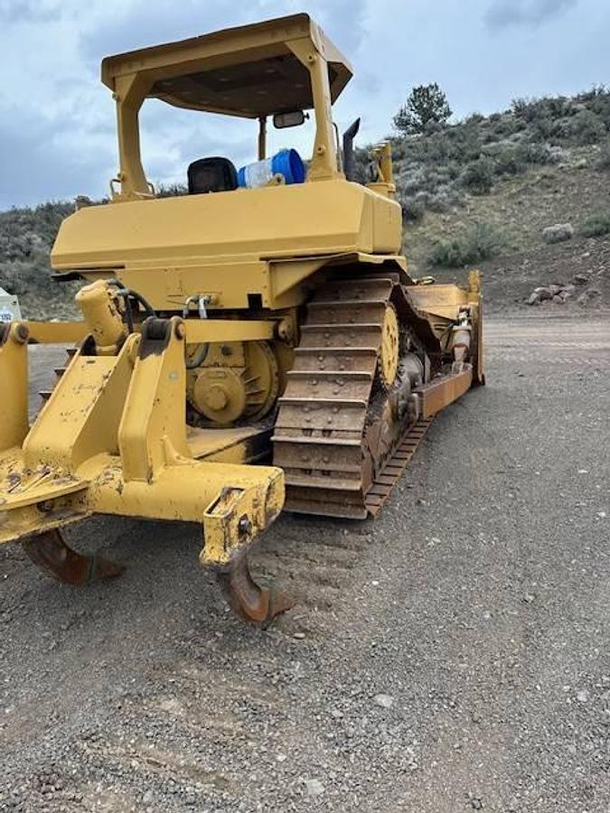 Used 1980 Caterpillar D6H Dozer