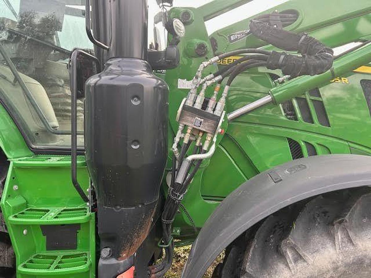 Used 2017 JOHN DEERE 6195R