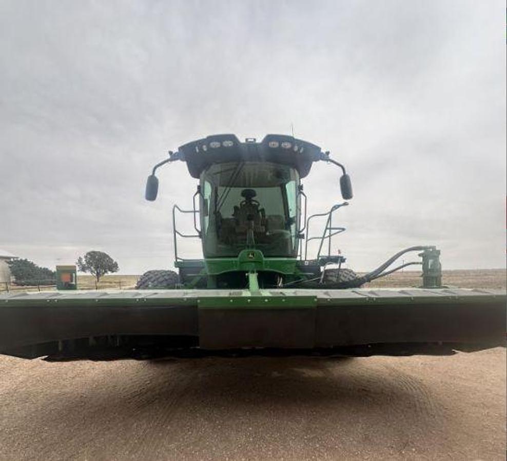 Used 2021 JOHN DEERE W235