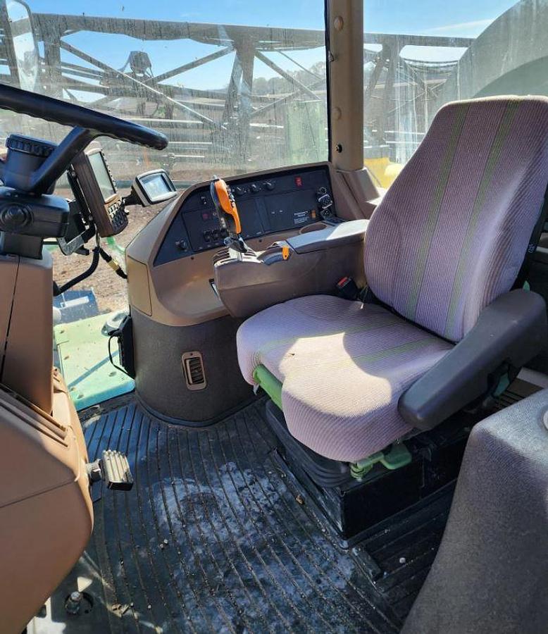 Used 2005 JOHN DEERE 4720