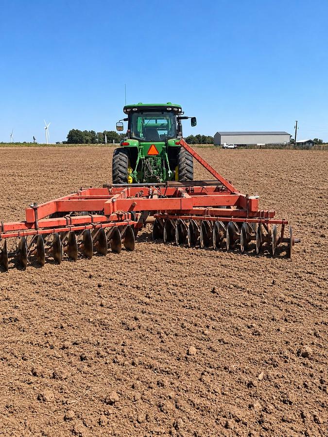Used 14’ Red Tandem Disc 3300