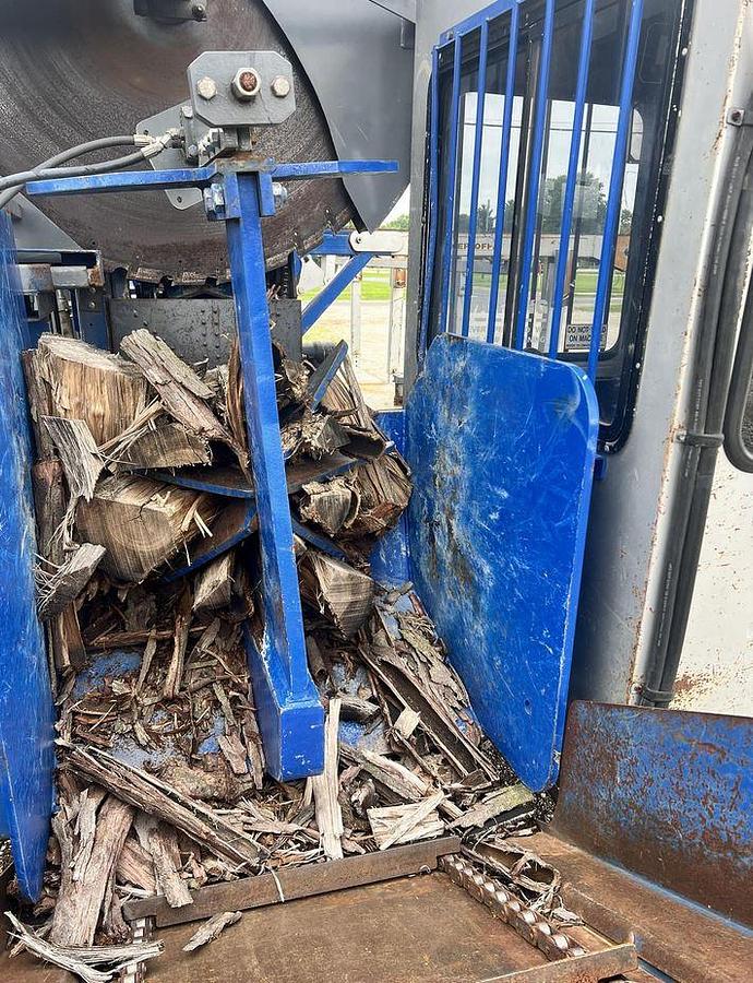 Used 2017 BELLS MACHINING 8000 Log Splitter