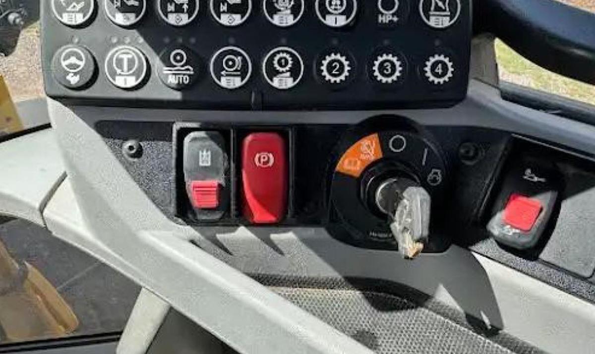 Used 2018 Caterpillar 926M
