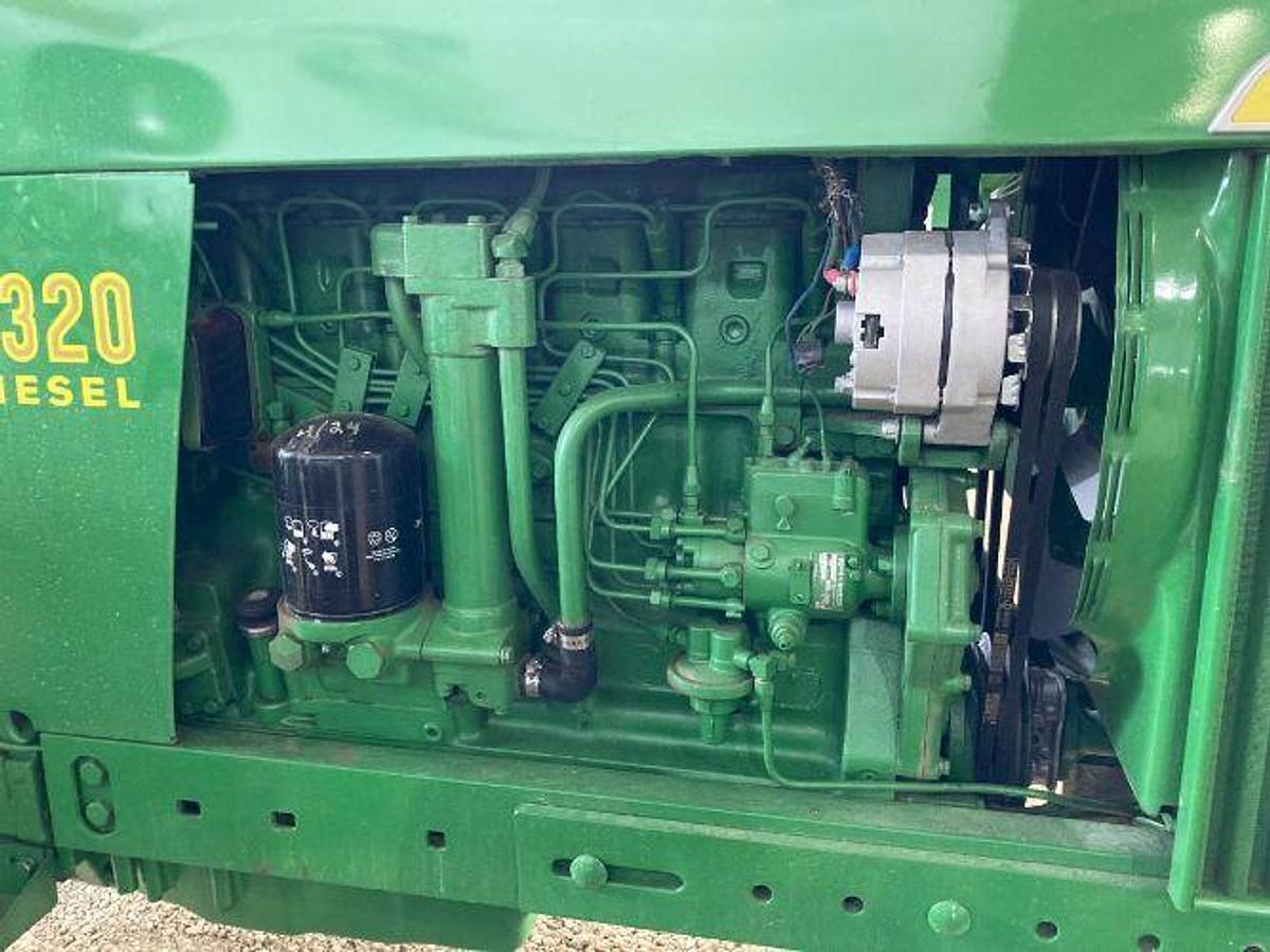 Used 1971 JOHN DEERE 4320 Tractor