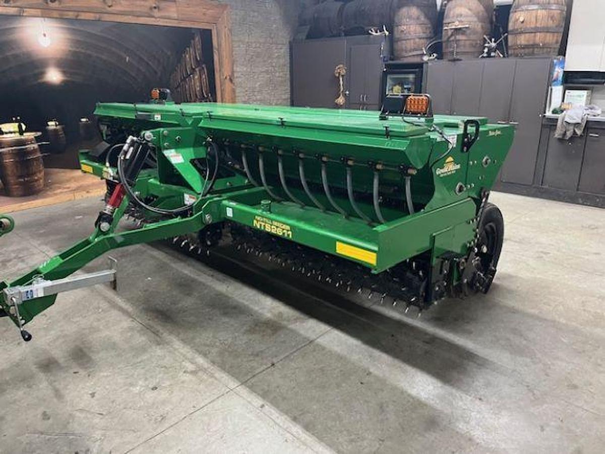 Used 2021 GREAT PLAINS NTS2611 Grass Seeder