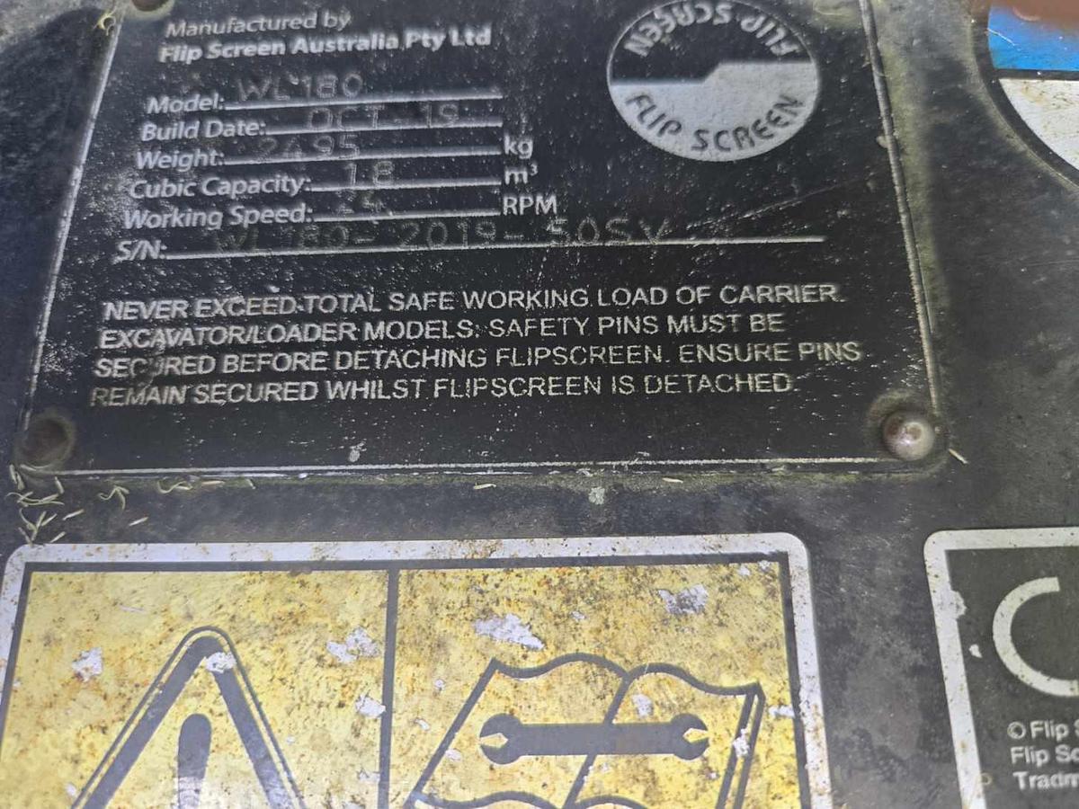 Used 2022 Flip Screen WL180