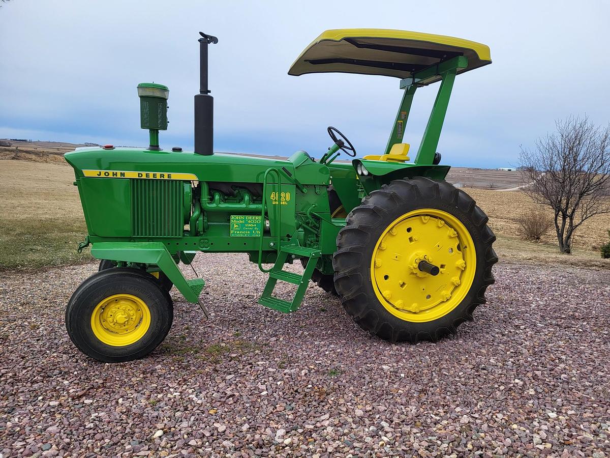 Used 1964 John Deere 4020