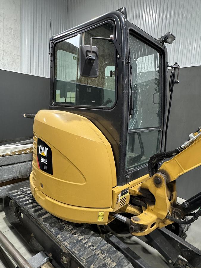 Used 2015 Caterpillar  303E CR Mini Excavator
