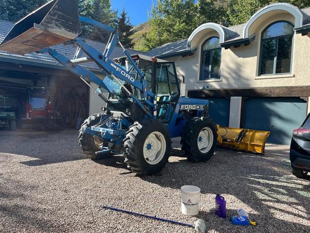 Used 1980 Ford 276 Tractor