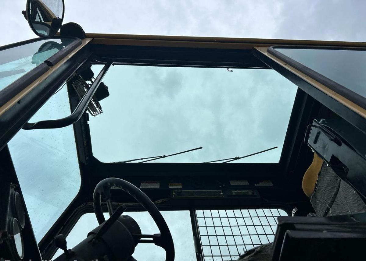 Used 1998 Grove RT635C Terrain Crane