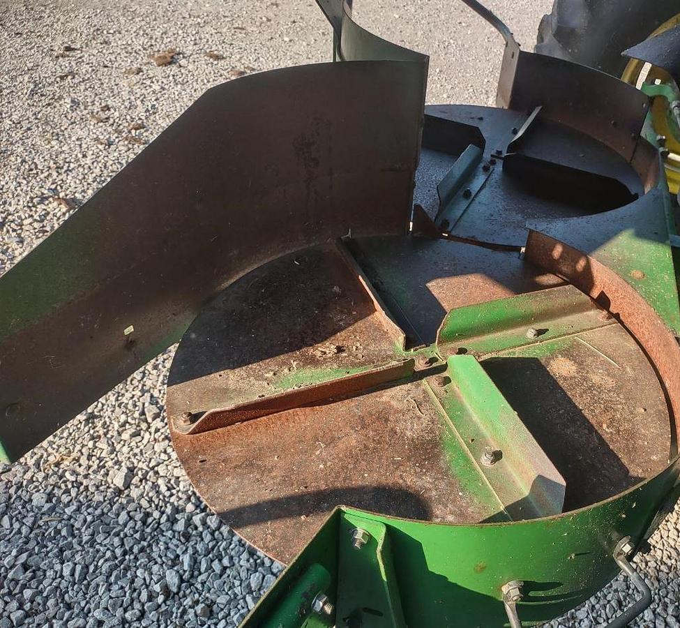 Used 1999 John Deere 9610 with Header and Cart