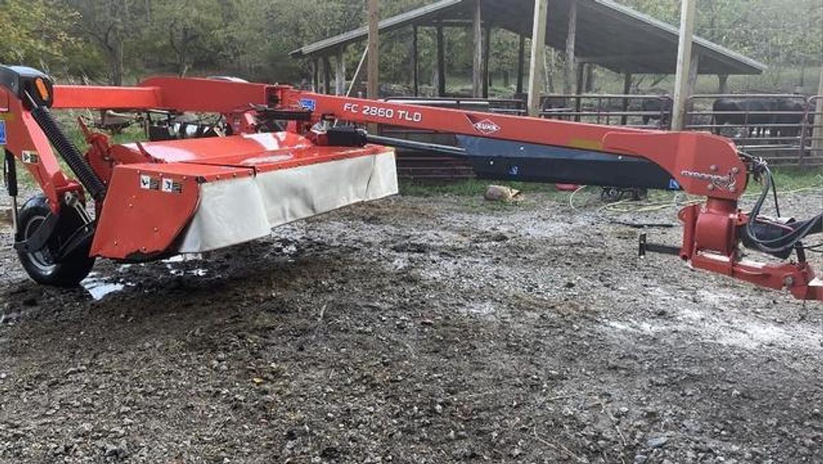 Used 2018 Kuhn FC2860TLD Pull-Type Mower