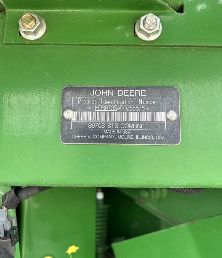 Used 2013 John Deere S670 Combine